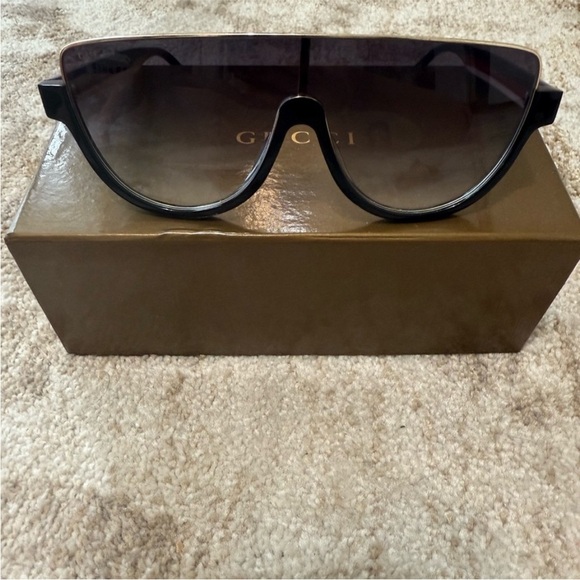 Gucci Black Gradient Shield Sunglasses